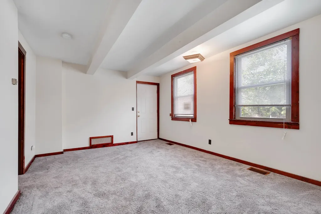 2858 West 38th Place Chicago IL 60632