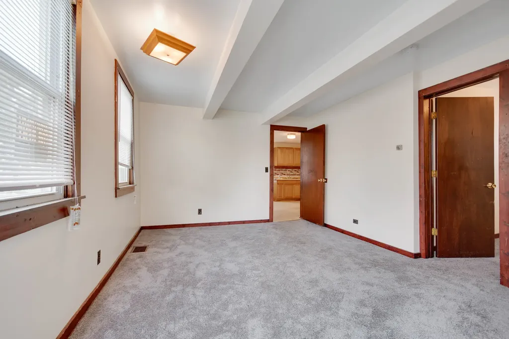 2858 West 38th Place Chicago IL 60632