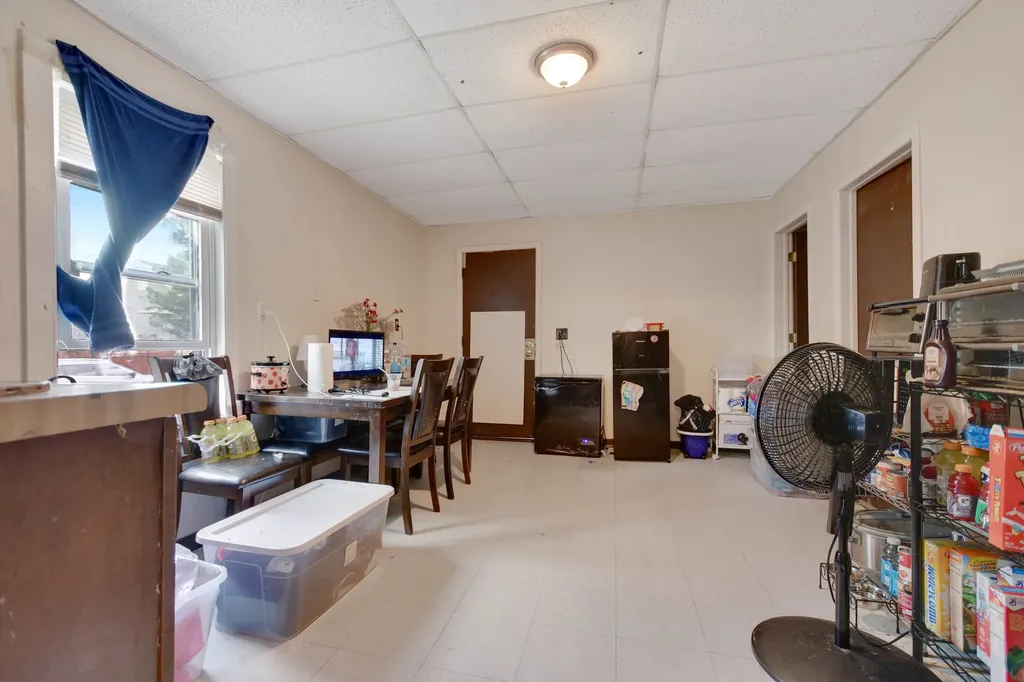 2858 West 38th Place Chicago IL 60632