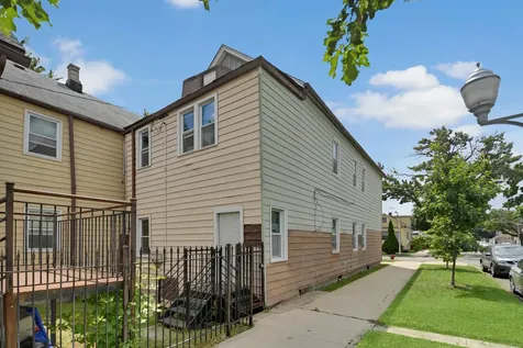 2858 West 38th Place Chicago IL 60632