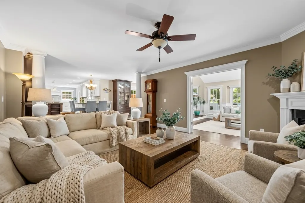 26W373 Churchill Road Winfield IL 60190