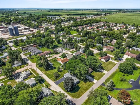 430 North Depot Street Somonauk IL 60552