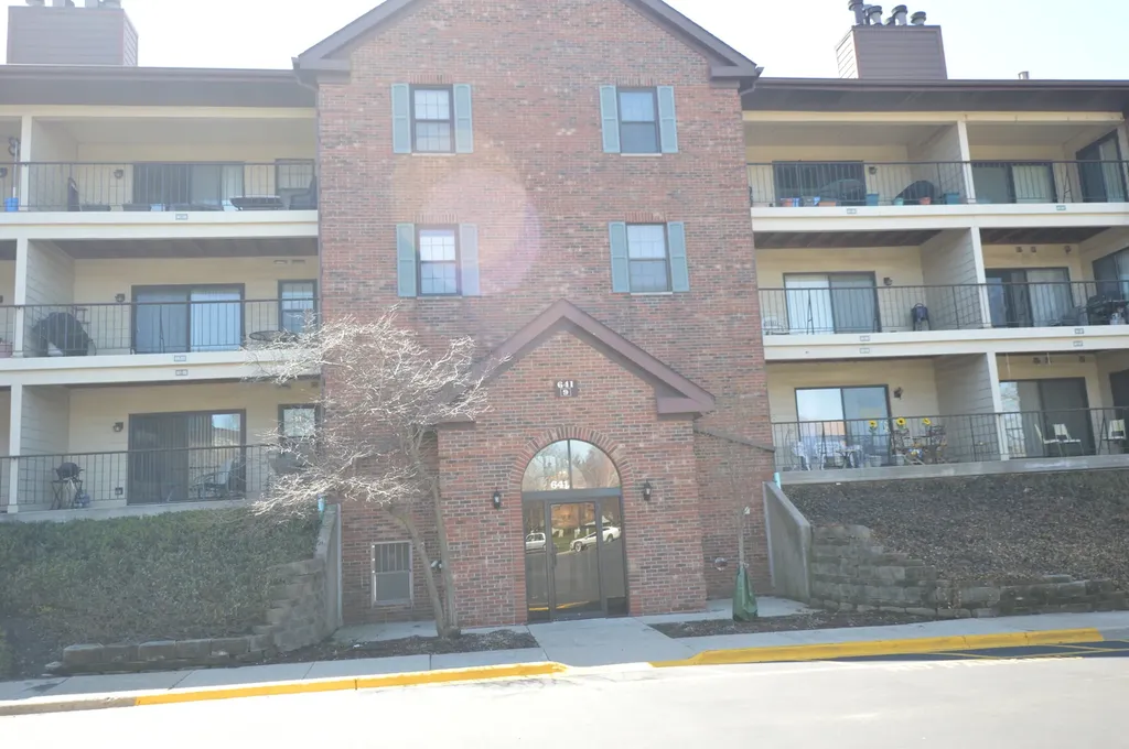 641 Hapsfield Lane Buffalo Grove IL 60089