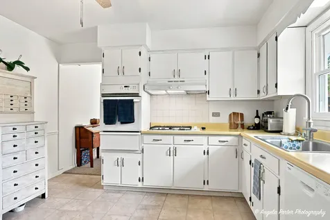 303 Ridge Street Algonquin IL 60102