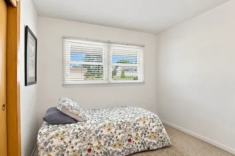 303 Ridge Street Algonquin IL 60102