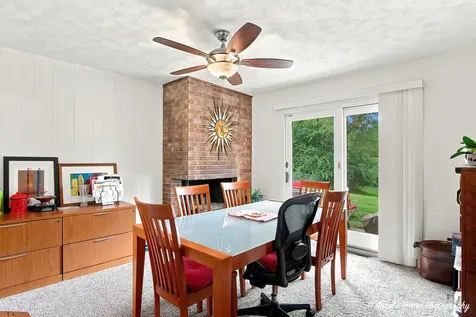 303 Ridge Street Algonquin IL 60102