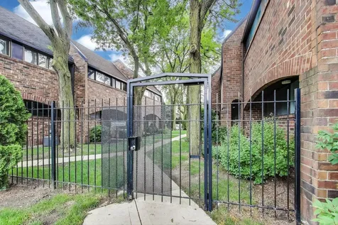 821 South Racine Avenue Chicago IL 60607
