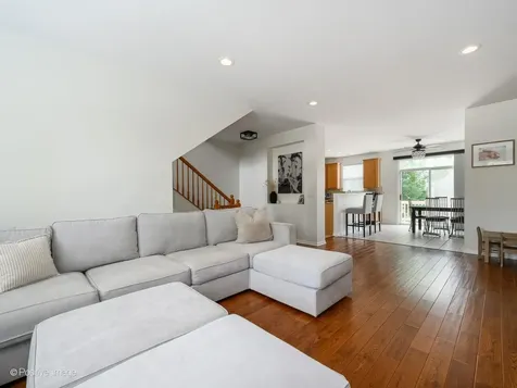 5566 Cloverdale Road Hanover Park IL 60133
