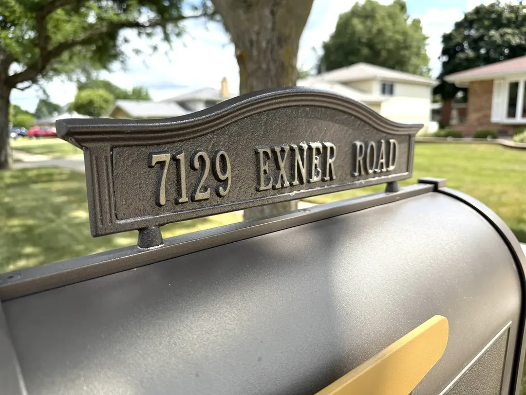 7129 Exner Road Darien IL 60561