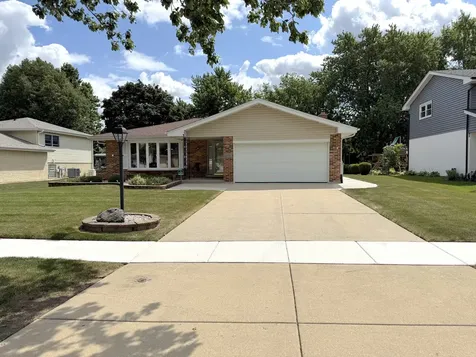 7129 Exner Road Darien IL 60561