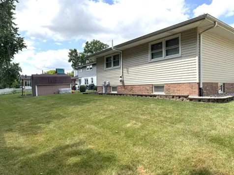 7129 Exner Road Darien IL 60561
