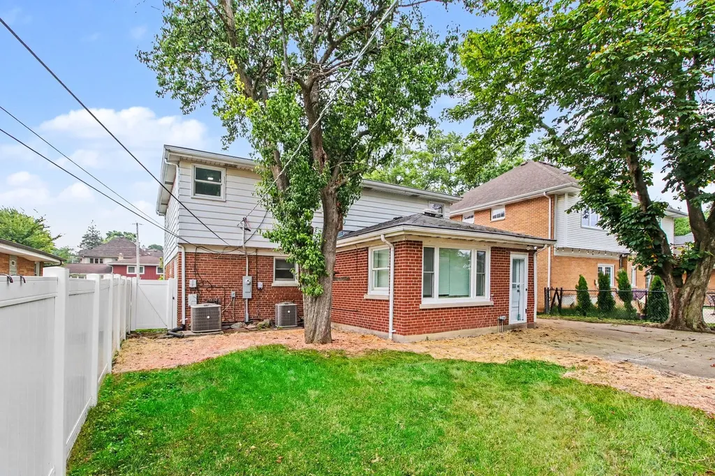 538 North Broadway Avenue Park Ridge IL 60068