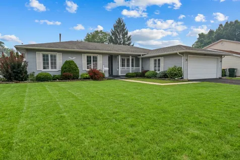 575 Gateshead N Avenue Elk Grove Village IL 60007