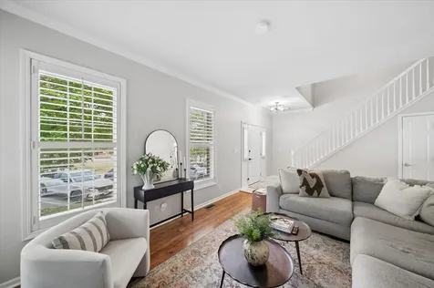 39W423 Herrington Boulevard Geneva IL 60134