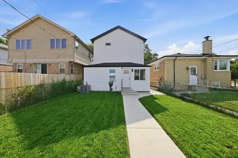 11156 South Troy Street Chicago IL 60655