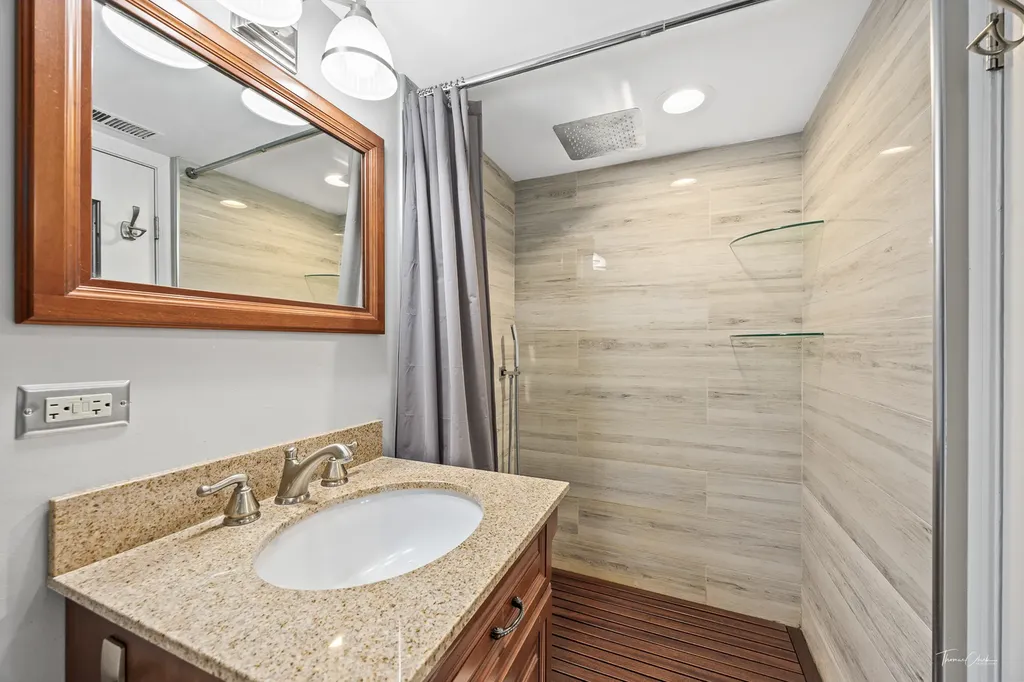 5S300 Tuthill Road Naperville IL 60563
