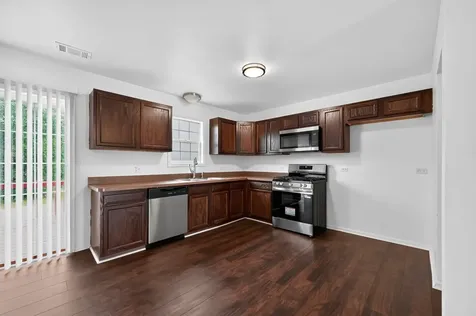 1301 Berkeley Avenue Ford Heights IL 60411