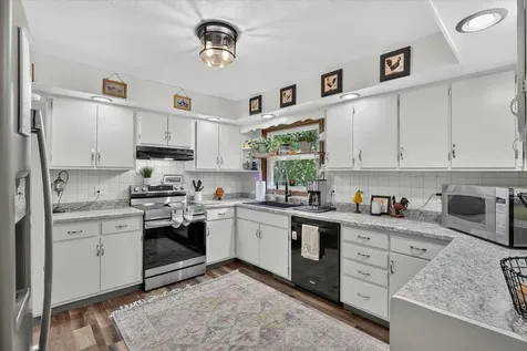 1821 Middlebury Road Freeport IL 61032