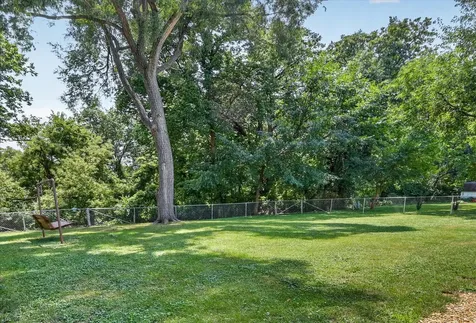 1821 Middlebury Road Freeport IL 61032