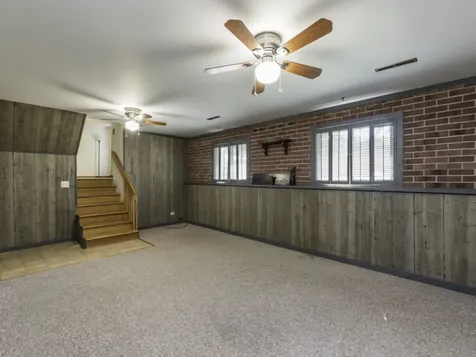 2417 Metropolitan Avenue Waukegan IL 60087