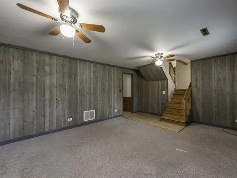 2417 Metropolitan Avenue Waukegan IL 60087