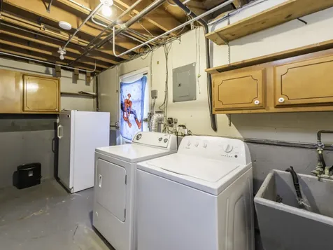 2417 Metropolitan Avenue Waukegan IL 60087
