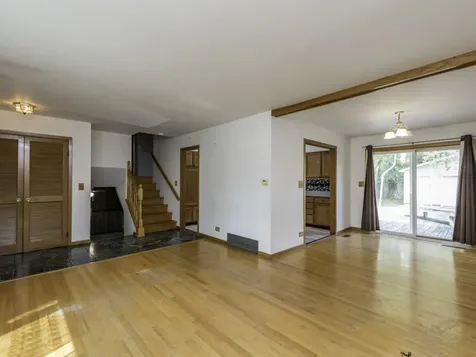 2417 Metropolitan Avenue Waukegan IL 60087