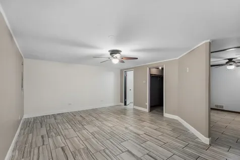 33320 North Sunset Avenue Grayslake IL 60030
