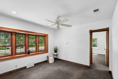 33320 North Sunset Avenue Grayslake IL 60030