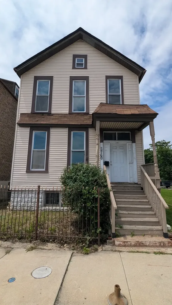 5760 South Wells Street Chicago IL 60621