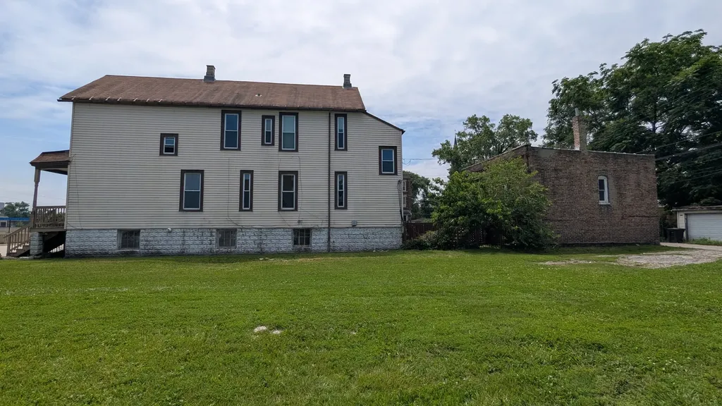 5760 South Wells Street Chicago IL 60621