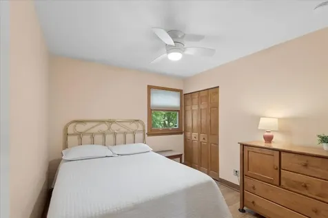 619 Dawes Street Libertyville IL 60048