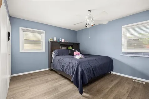 305 Hickory Avenue Romeoville IL 60446