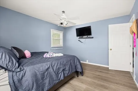 305 Hickory Avenue Romeoville IL 60446