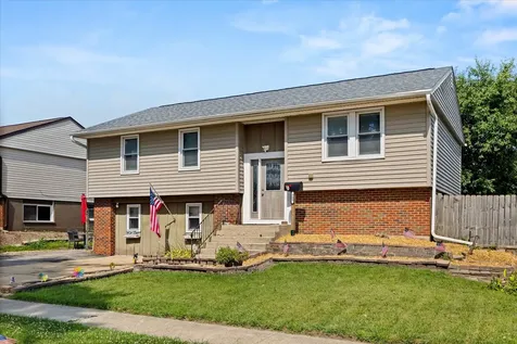 305 Hickory Avenue Romeoville IL 60446