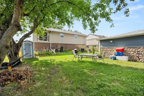 305 Hickory Avenue Romeoville IL 60446