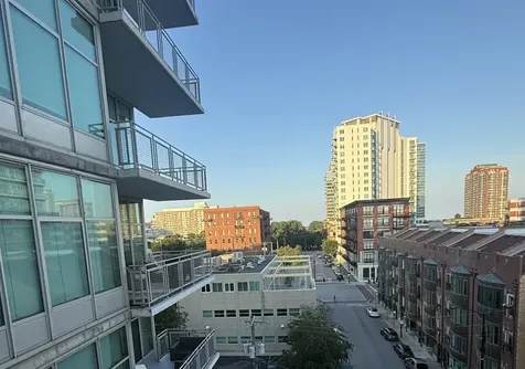 50 East 16th Street Chicago IL 60616