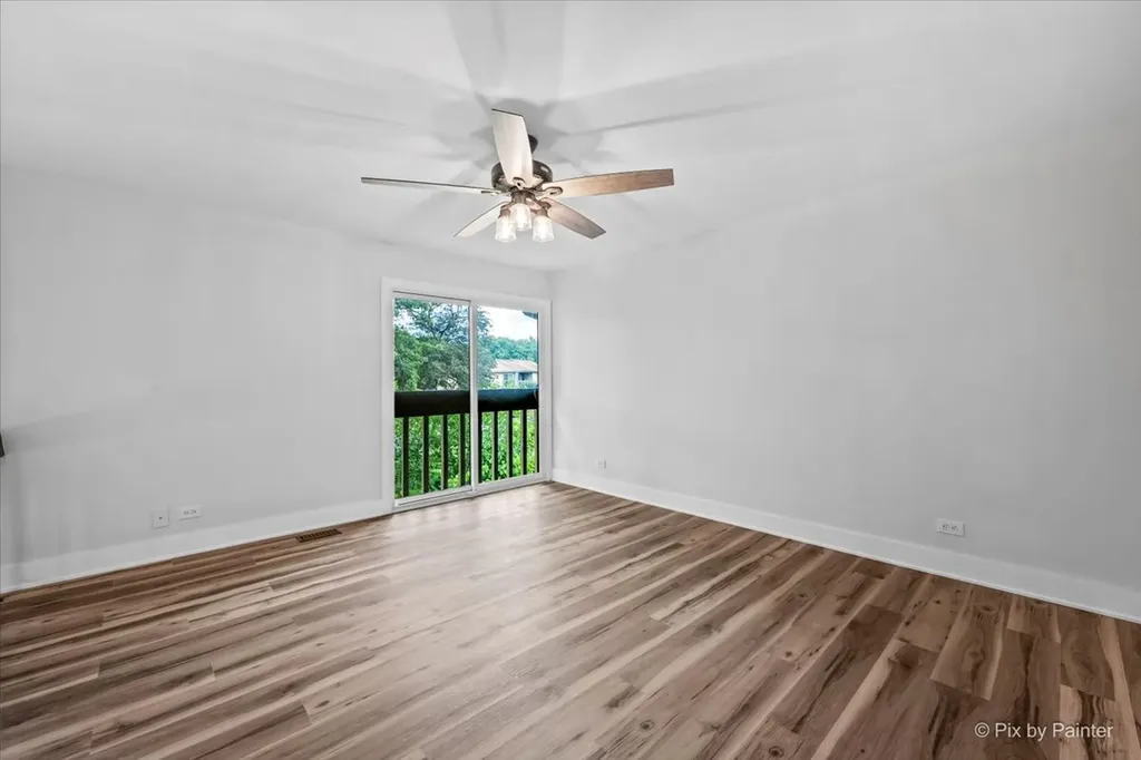 642 Glacier Trail Roselle IL 60172