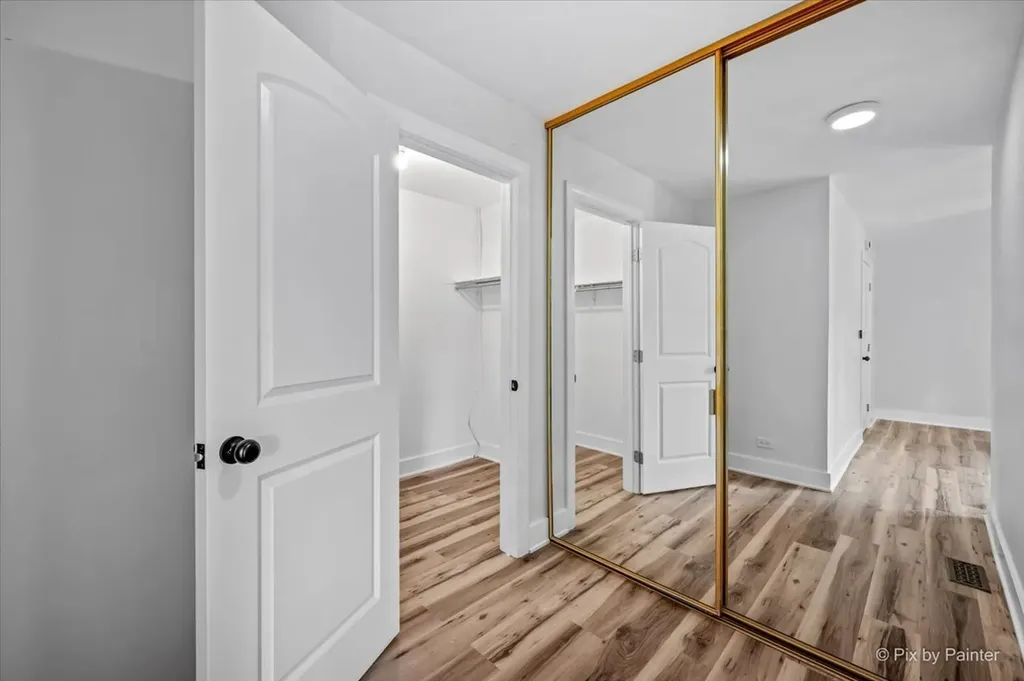 642 Glacier Trail Roselle IL 60172