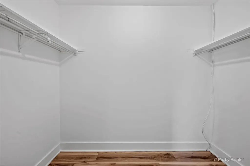 642 Glacier Trail Roselle IL 60172