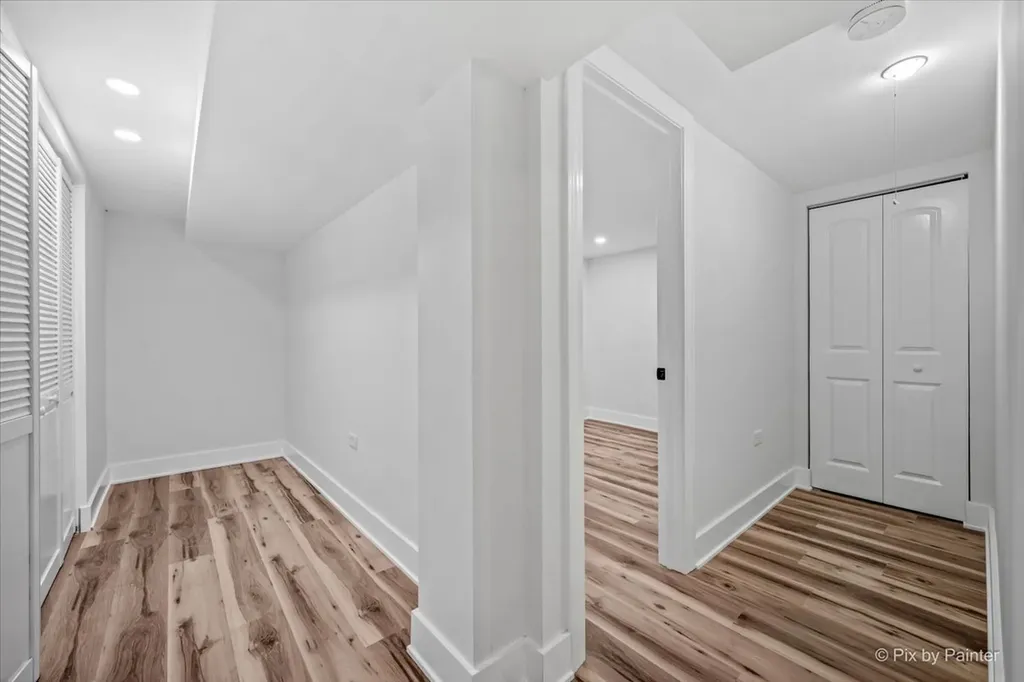 642 Glacier Trail Roselle IL 60172