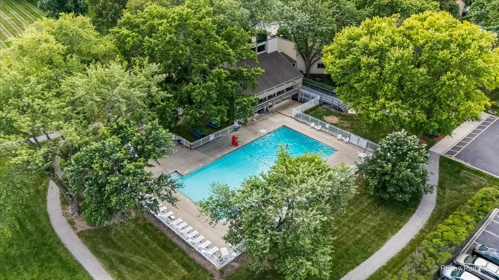 642 Glacier Trail Roselle IL 60172