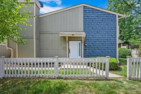 642 Glacier Trail Roselle IL 60172