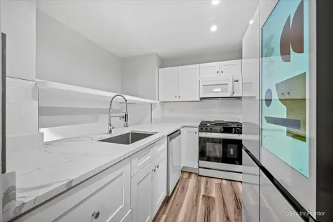642 Glacier Trail Roselle IL 60172