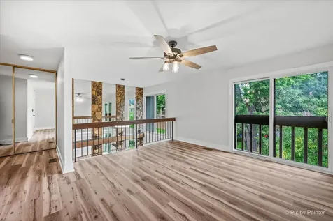 642 Glacier Trail Roselle IL 60172