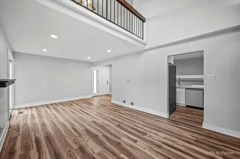 642 Glacier Trail Roselle IL 60172