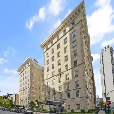 70 East Scott Street Chicago IL 60610