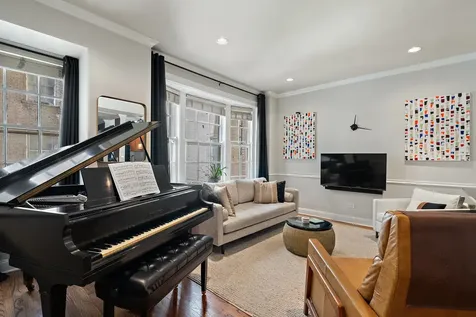 70 East Scott Street Chicago IL 60610
