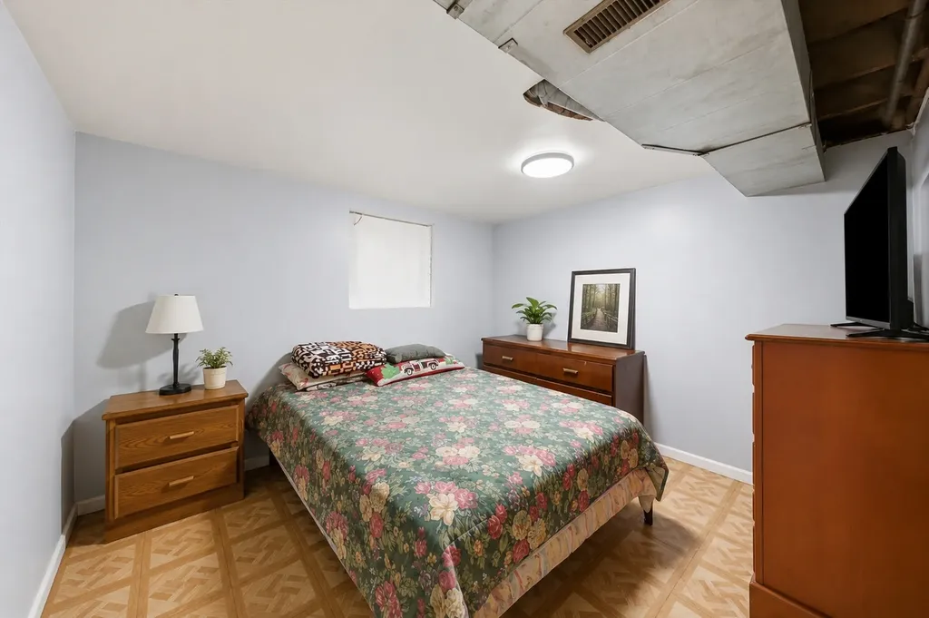 6325 South Francisco Avenue Chicago IL 60629