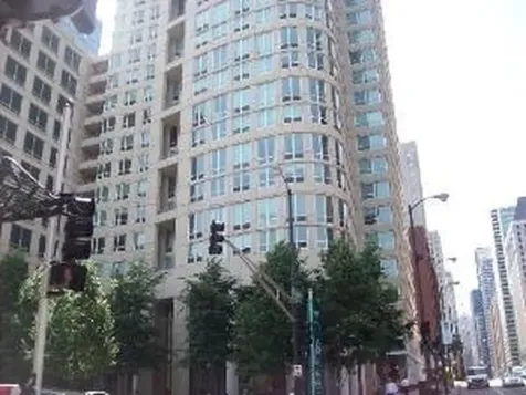 345 North La Salle Drive Chicago IL 60654